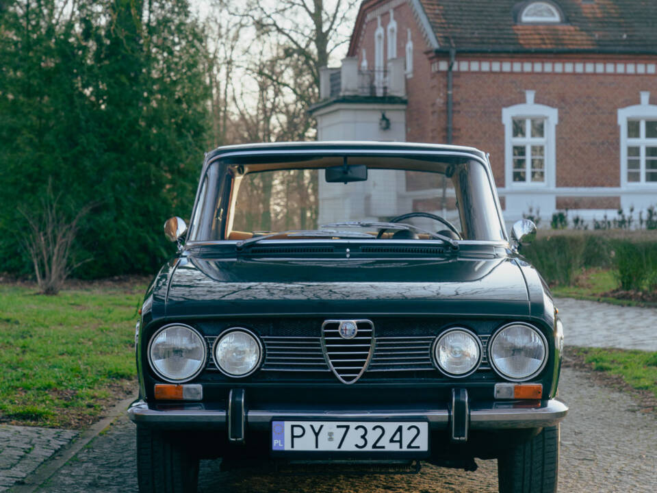 Image 37/78 de Alfa Romeo 1750 Berlina (1970)