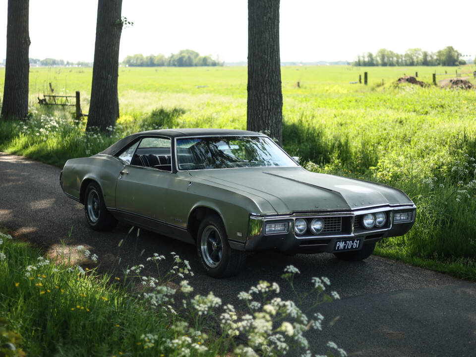 Bild 37/58 von Buick Riviera Coupe (1968)