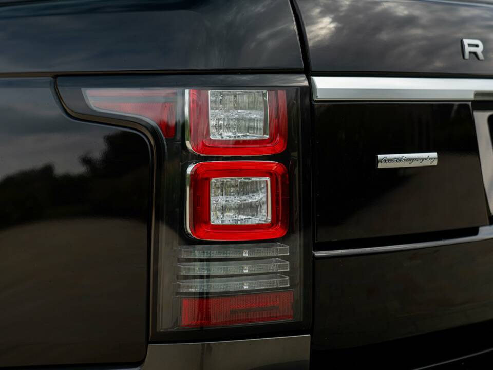 Image 31/50 of Land Rover Range Rover Autobiography SDV8 (2013)