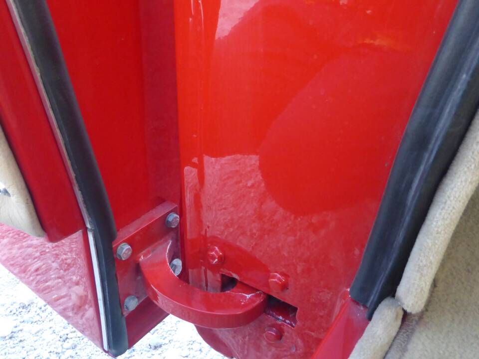 Image 50/174 of Jaguar XK 150 3.4 S OTS (1958)