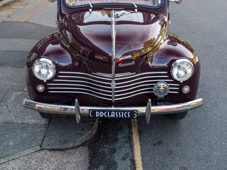 Immagine 10/33 di Renault 4 CV Décapotable (1951)