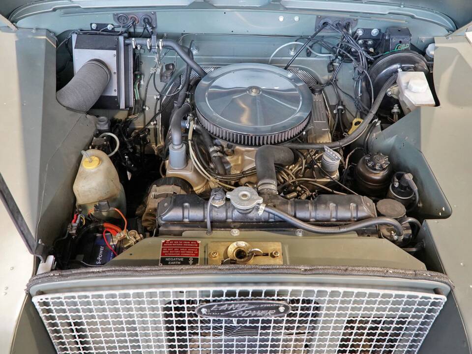 Bild 21/49 von Land Rover 109 (1982)