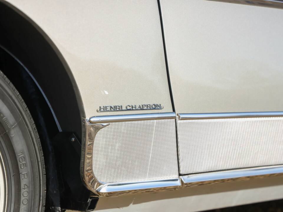 Image 45/50 of Citroën DS 21 Chapron (1963)