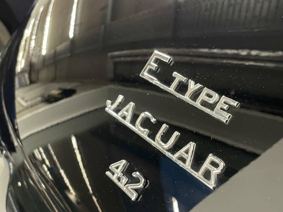 Afbeelding 14/34 van Jaguar E-Type (1968)