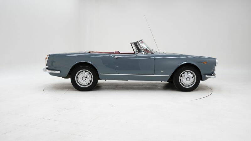 Bild 6/15 von Alfa Romeo 2600 Spider (1965)