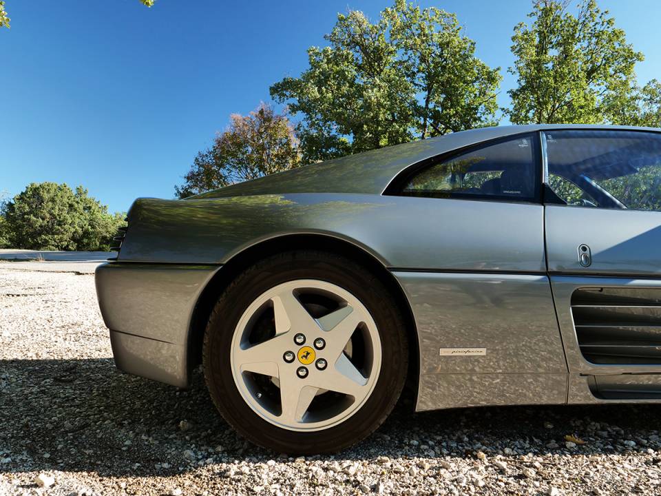 Bild 7/26 von Ferrari 348 TB (1990)