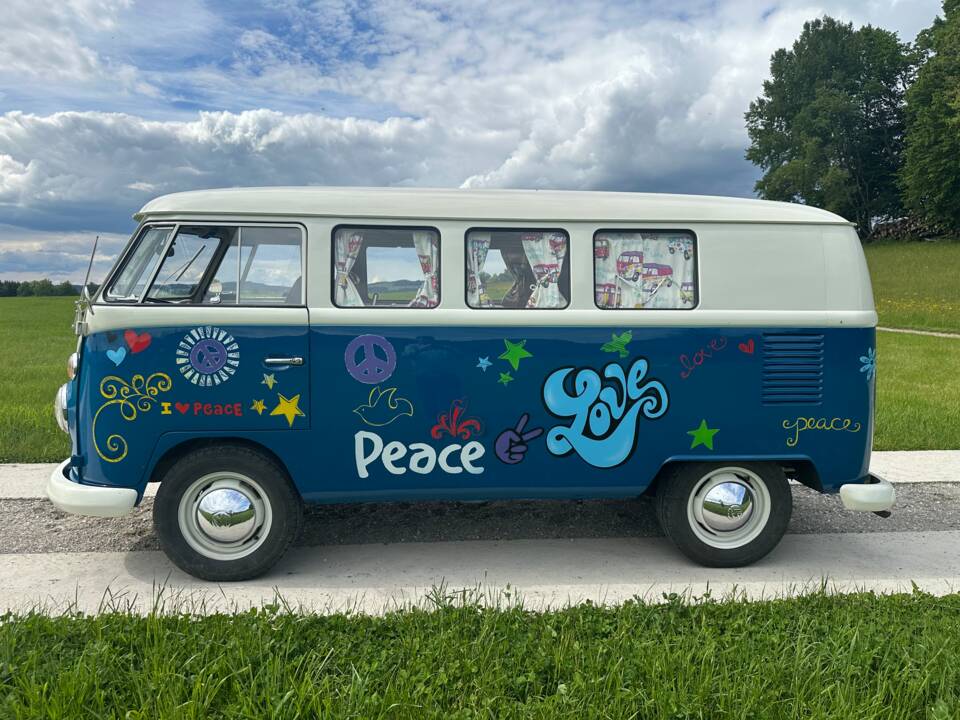Bild 1/12 von Volkswagen T1 Camper (1964)