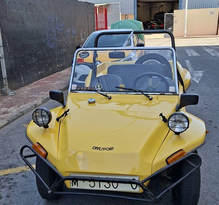 Image 8/8 of SEAT 600 D (1973)