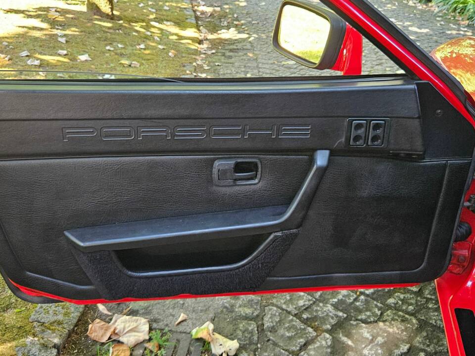 Image 15/31 of Porsche 924 Turbo (1981)