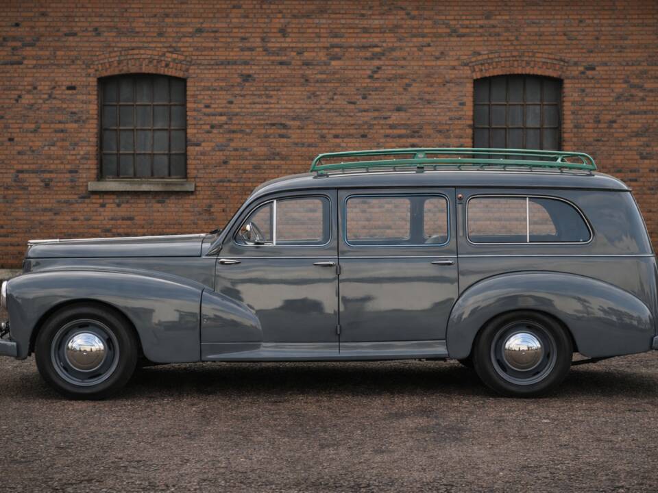 Image 3/28 de Peugeot 203 Familiale (1953)