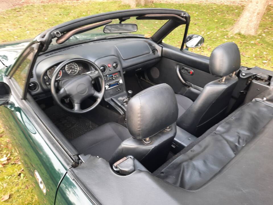 Image 9/12 of Mazda MX-5 1.6 (1995)