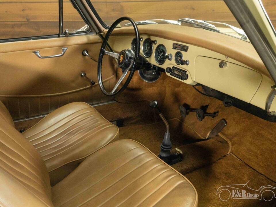 Immagine 10/19 di Porsche 356 B 1600 Super Karmann-Hardtop (1961)