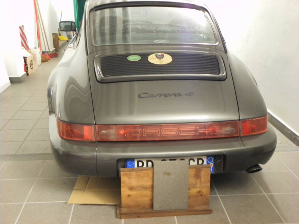 Imagen 10/18 de Porsche 911 Carrera 4 (1989)