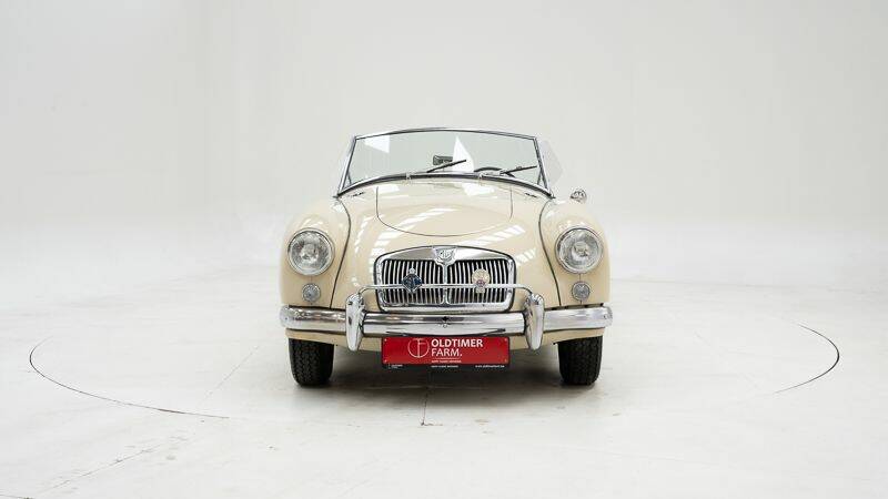 Image 9/15 de MG MGA 1500 (1957)