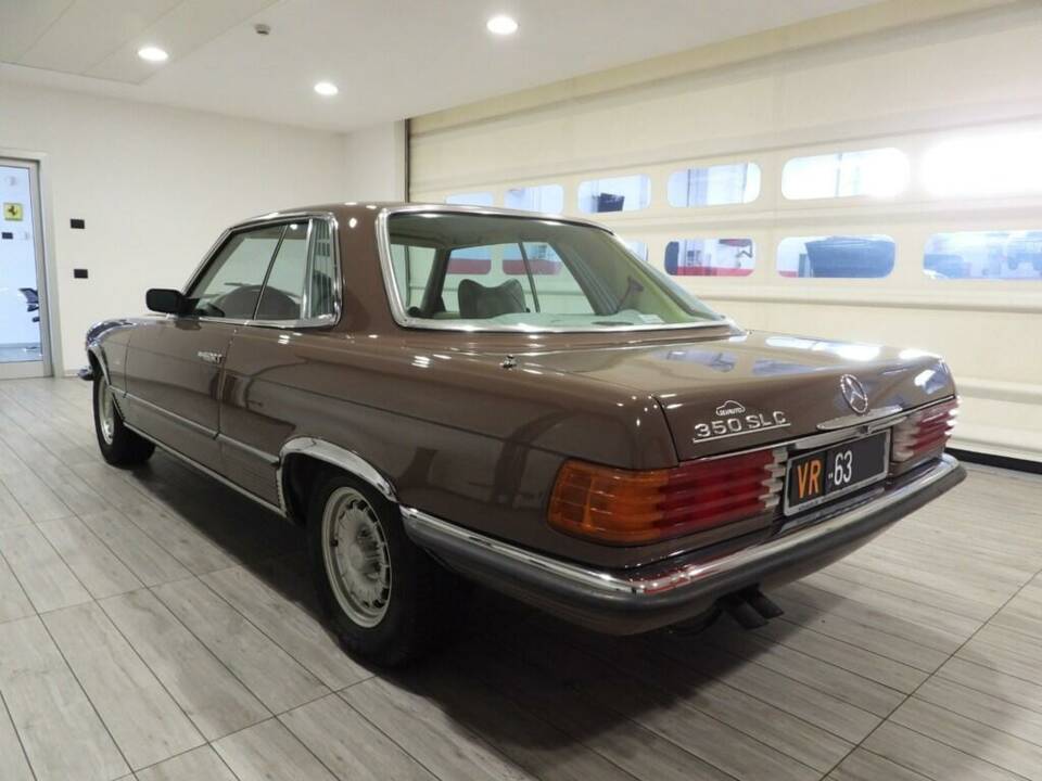 Immagine 3/15 di Mercedes-Benz 350 SLC (1976)