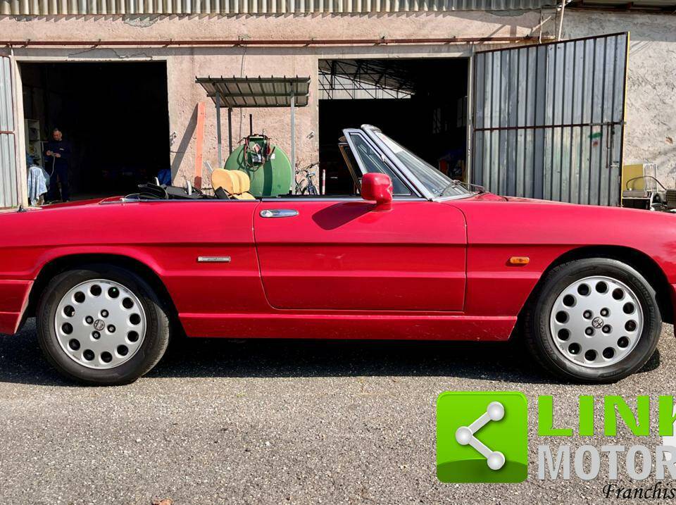 Image 10/10 of Alfa Romeo 2.0 Spider (1990)