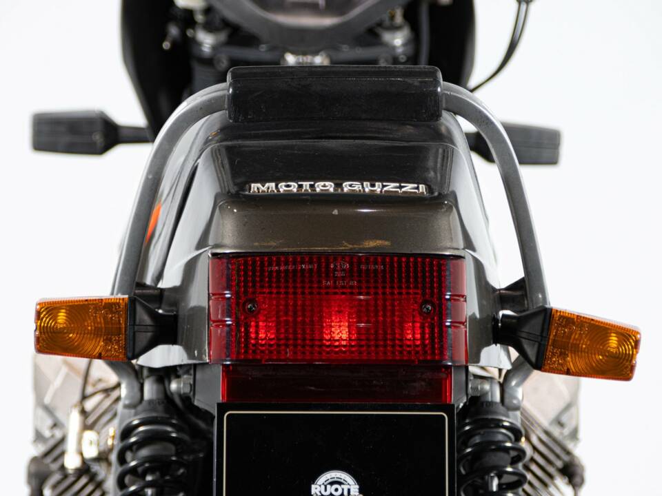 Immagine 44/50 di Moto Guzzi DUMMY (1984)