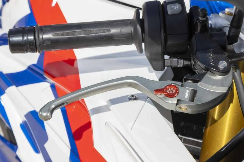 Bild 13/48 von BMW S 1000RR 'TYCO' BSB Race Replica (2016)