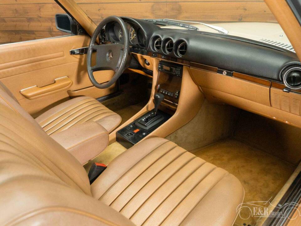 Immagine 11/29 di Mercedes-Benz 380 SL (1983)