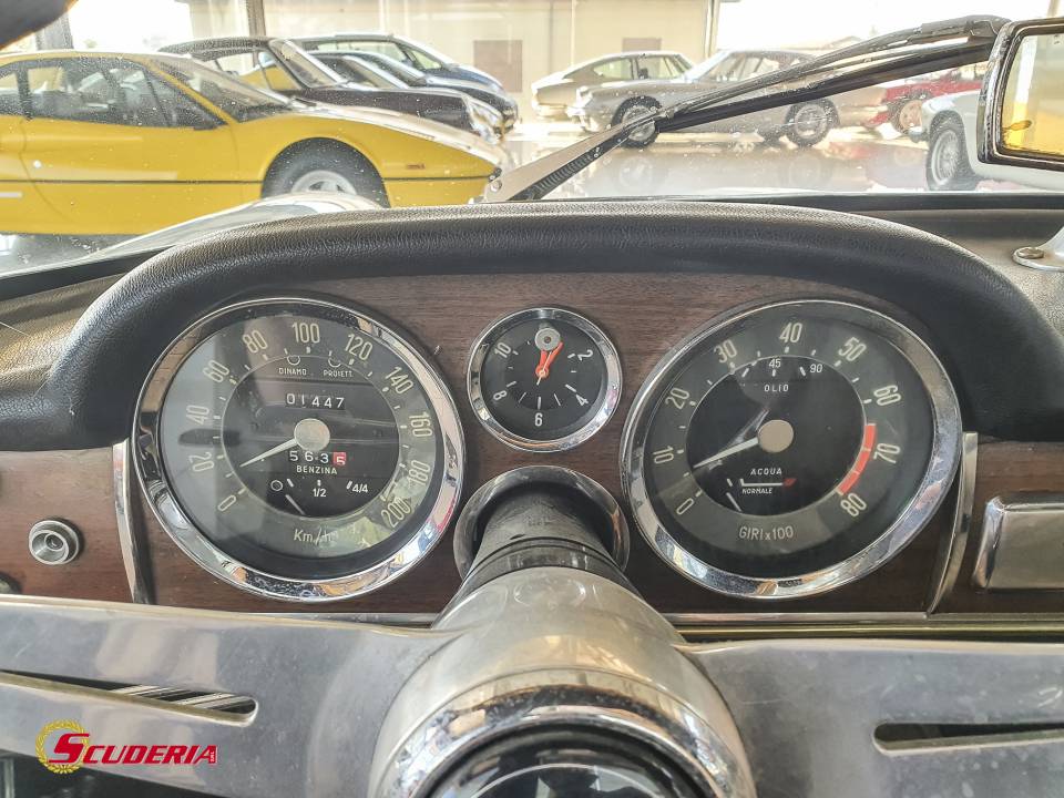 Image 12/15 of FIAT 1600 S (1963)