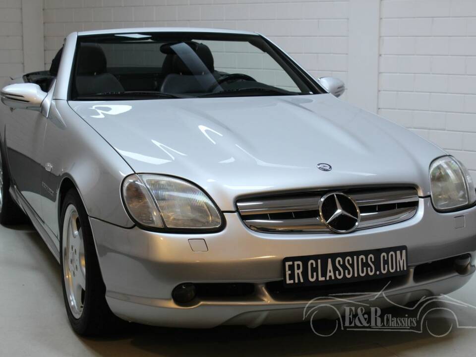Image 2/8 of Mercedes-Benz SLK 230 Kompressor (1997)