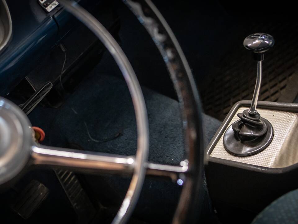 Image 11/26 of Ford Taunus 17m 1700 (1965)