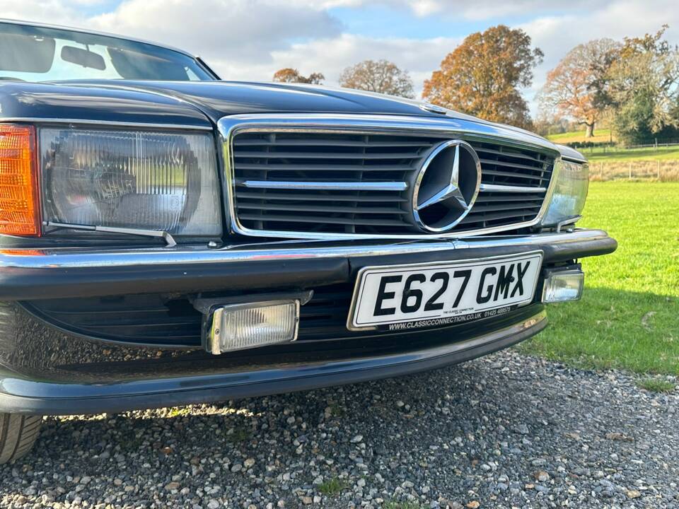 Image 19/71 of Mercedes-Benz 420 SL (1988)