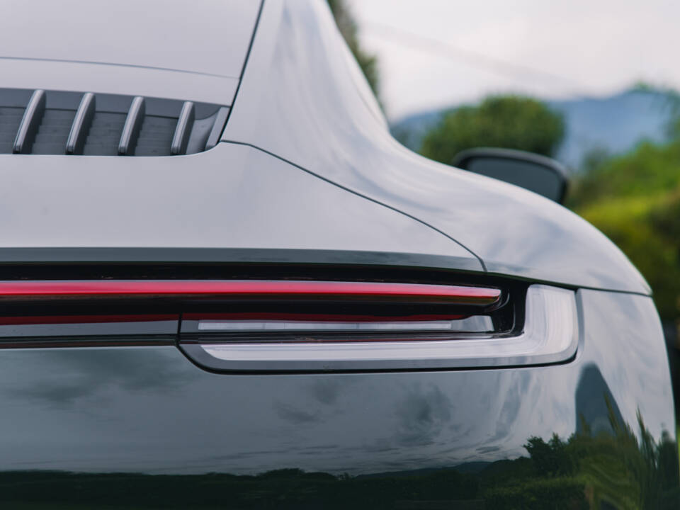 Image 29/61 of Porsche 911 Carrera S (2024)