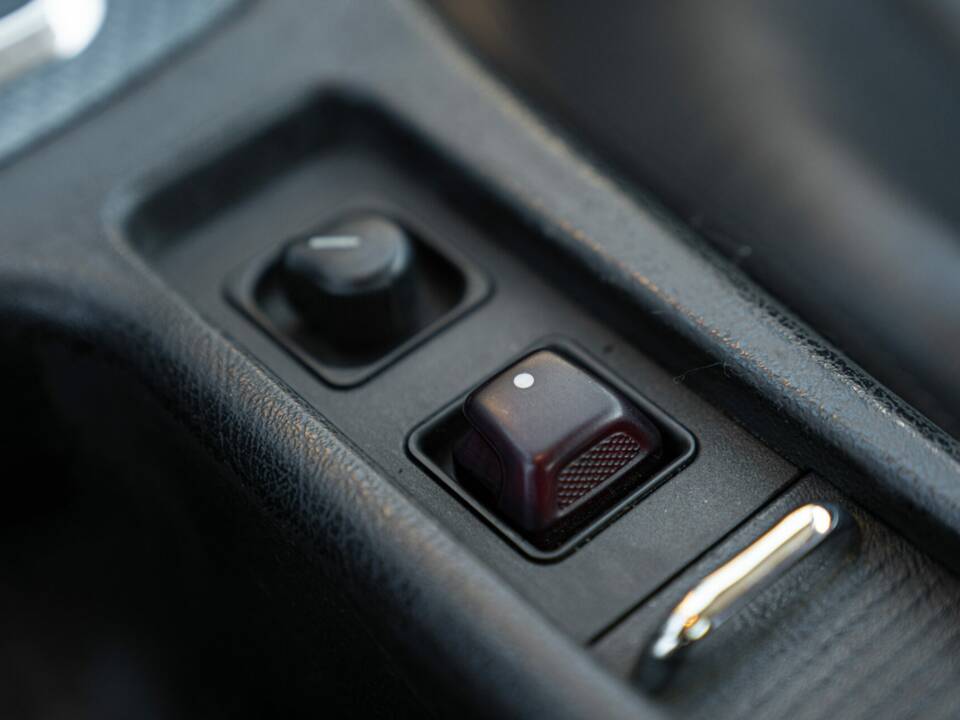 Afbeelding 50/50 van Mercedes-Benz SLK 200 (1997)