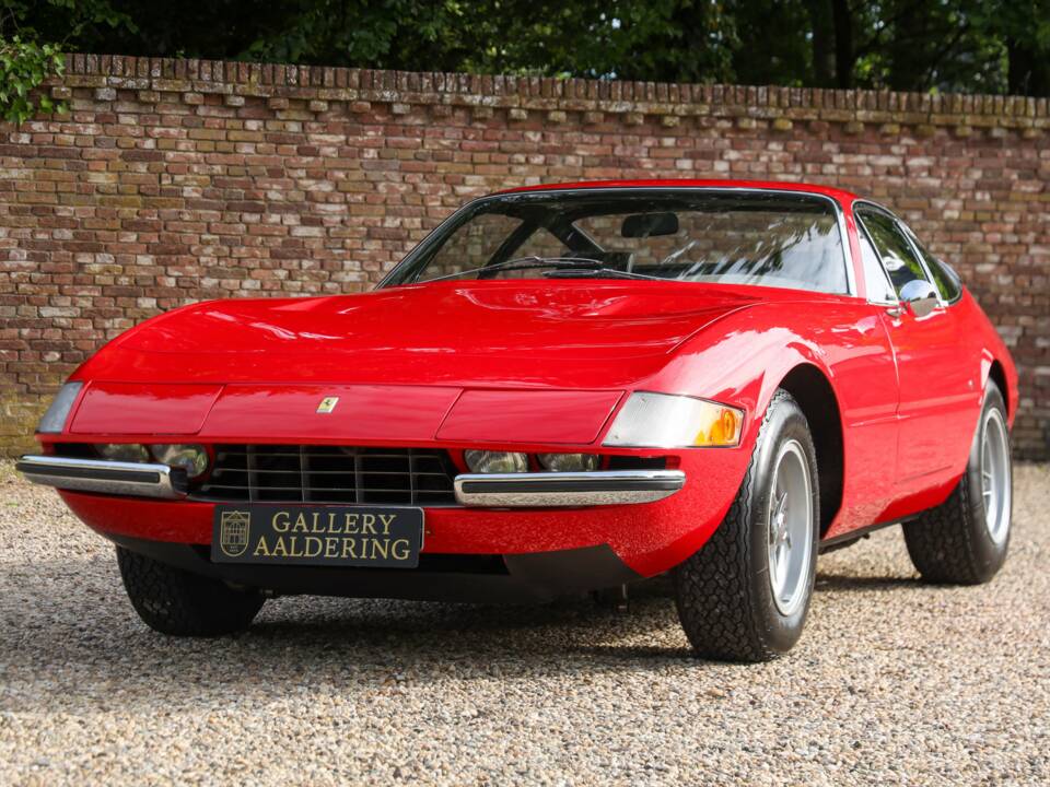 Afbeelding 1/50 van Ferrari 365 GTB/4 Daytona (1973)
