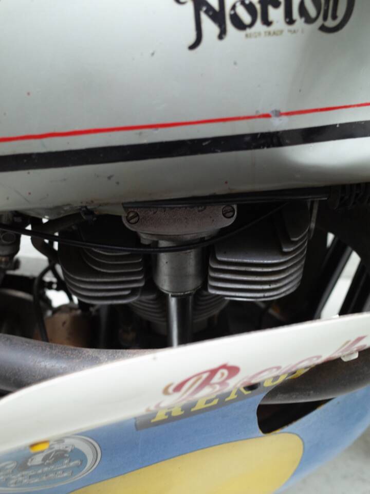 Image 9/26 of Norton Manx 500 (1955)