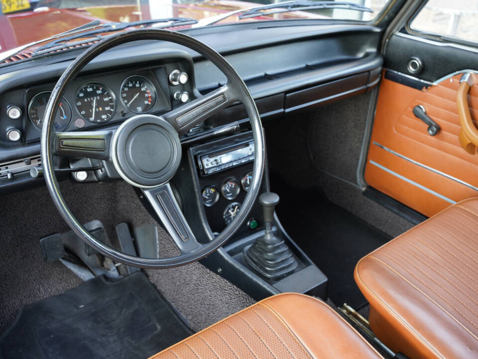 Bild 3/50 von BMW 1602 (1973)