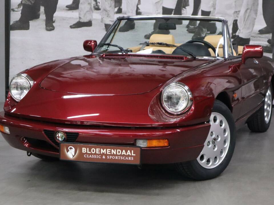 Image 3/58 de Alfa Romeo 2.0 Spider (1992)
