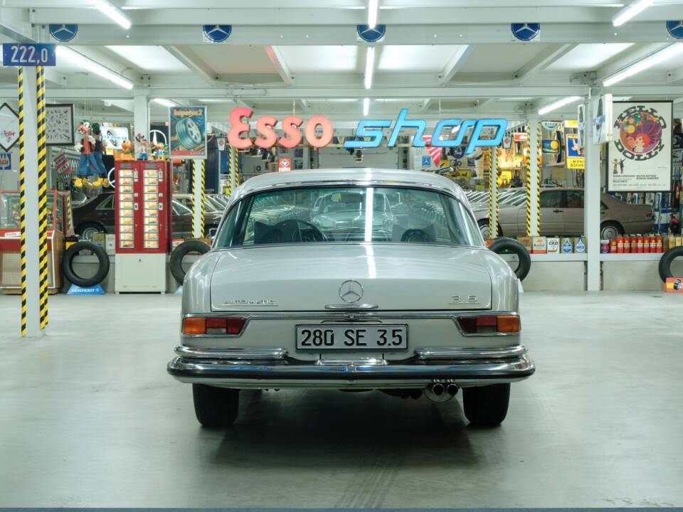 Image 10/50 of Mercedes-Benz 280 SE 3,5 (1970)