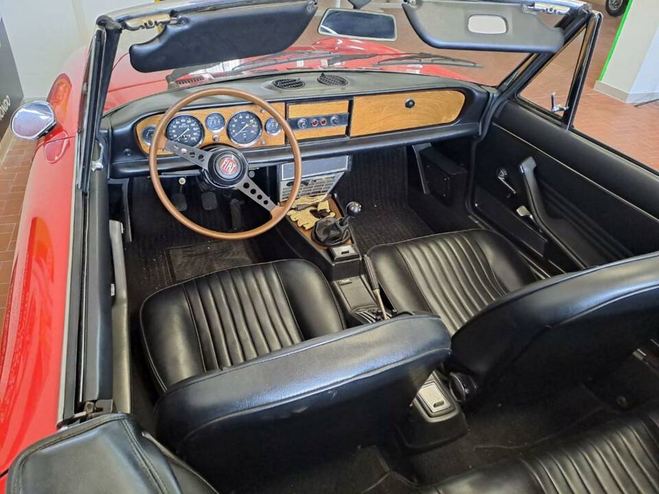 Bild 40/50 von FIAT 124 Spider AS (1970)
