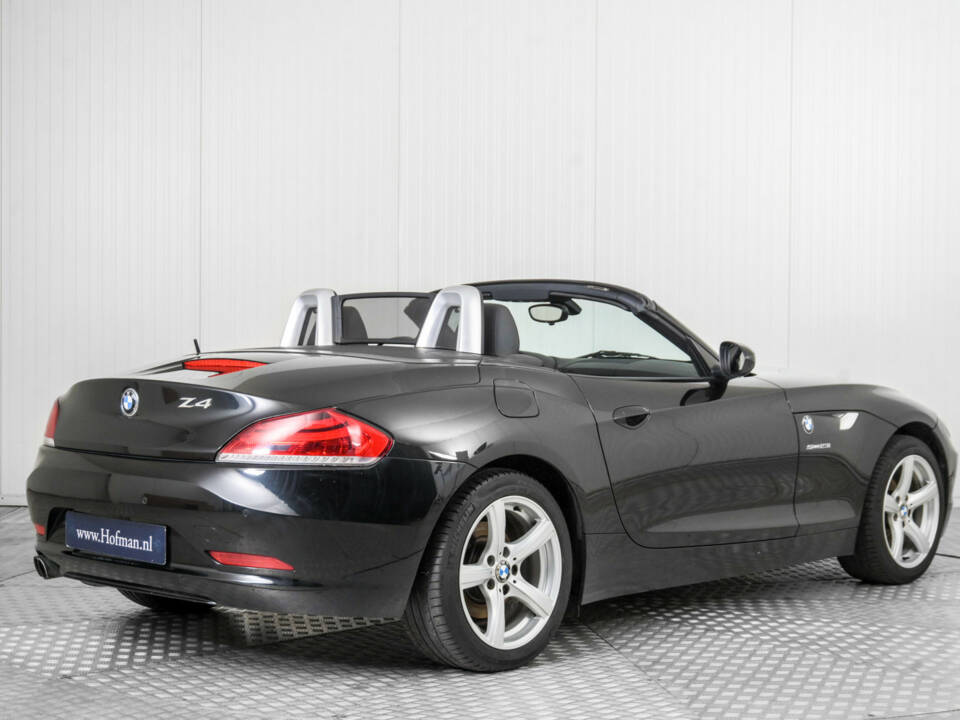 Image 2/50 of BMW Z4 sDrive23i (2011)