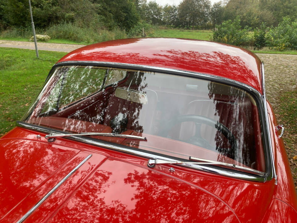 Immagine 25/51 di Jaguar XK 150 3.8 S FHC (1960)