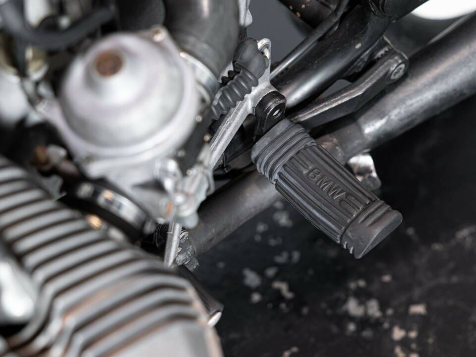 Image 15/37 of BMW R 65 (1983)