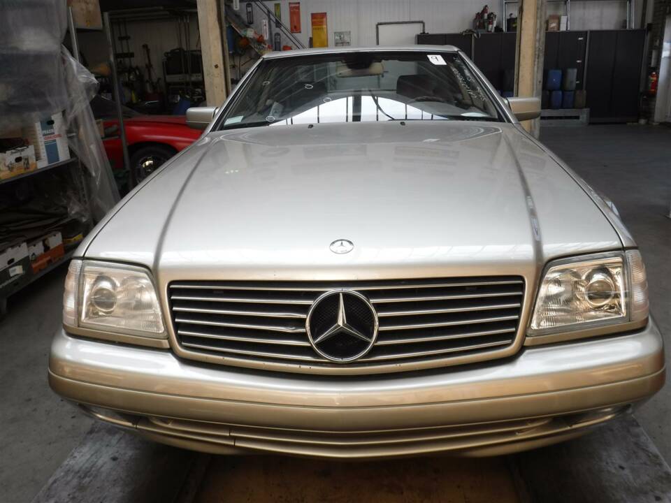 Image 10/35 de Mercedes-Benz SL 600 (1998)