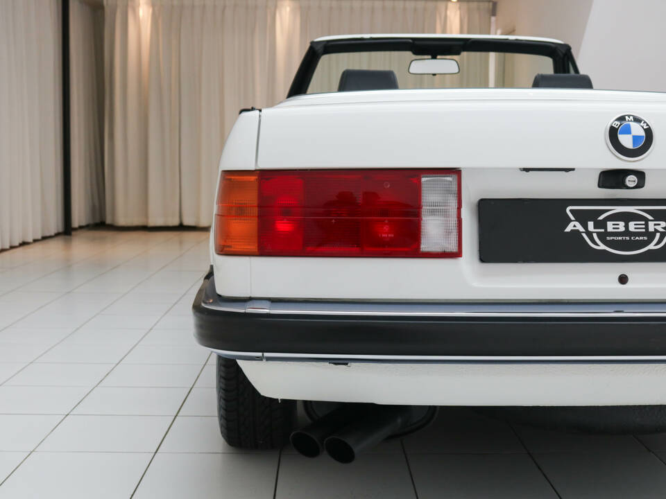 Imagen 16/22 de BMW 325i (1989)