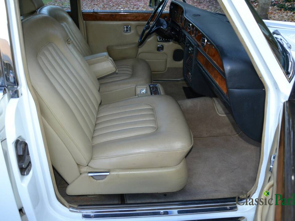 Bild 25/50 von Rolls-Royce Silver Wraith II (1979)