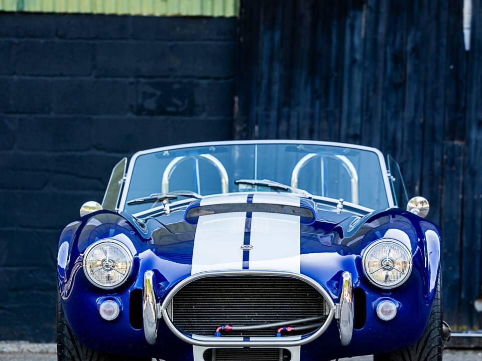 Image 20/50 of Dax Cobra (2005)