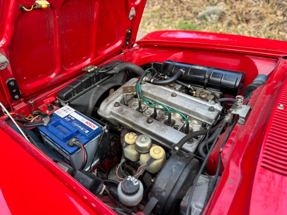 Immagine 33/48 di Alfa Romeo Giulia GT 1300 Junior (1972)