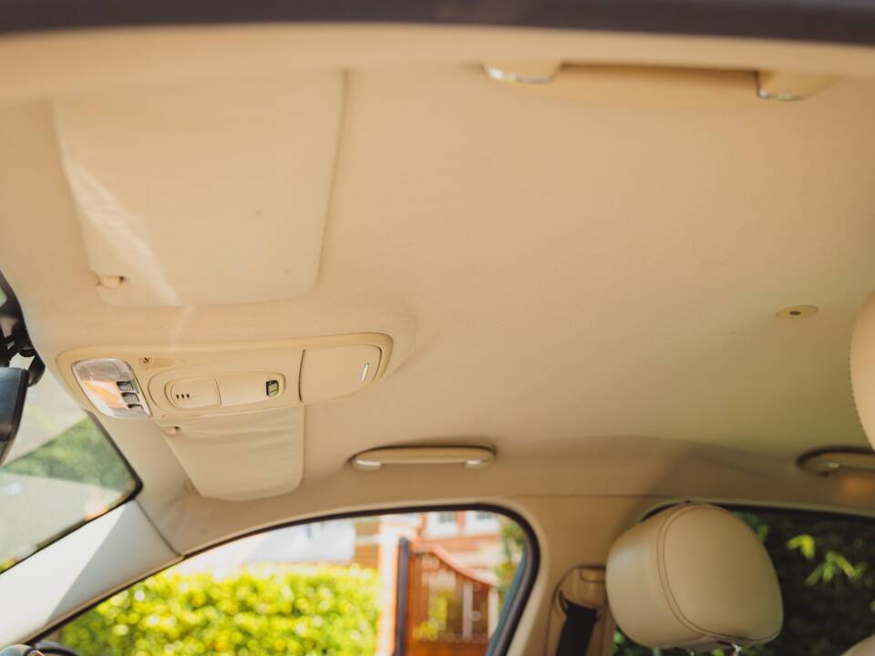 Image 9/48 of Jaguar XJR (2006)