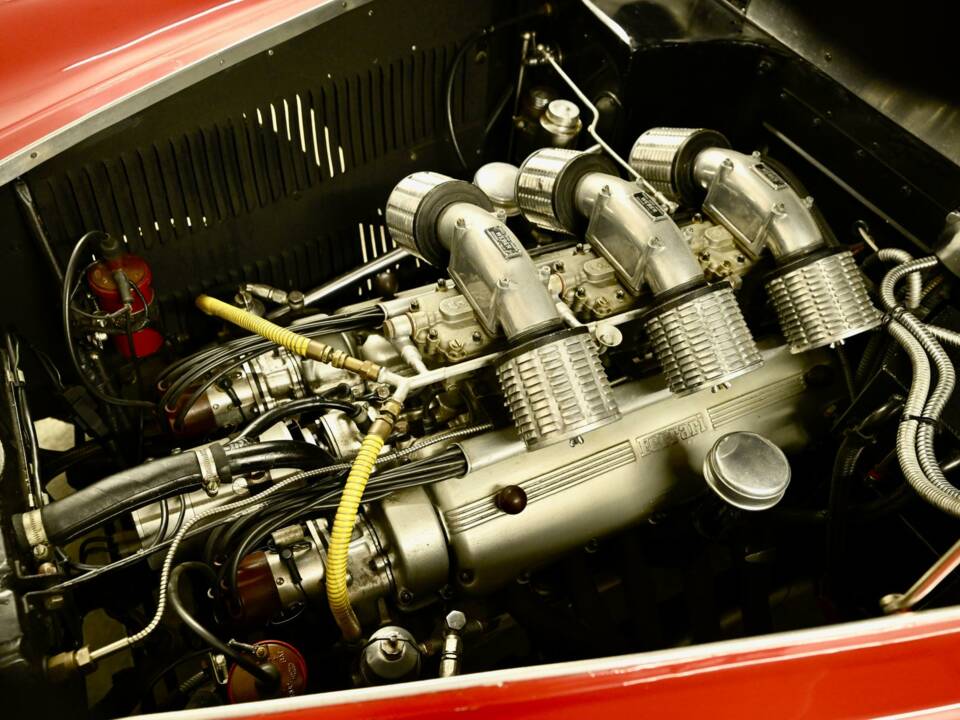 Image 13/50 de Ferrari 212 Inter (1952)