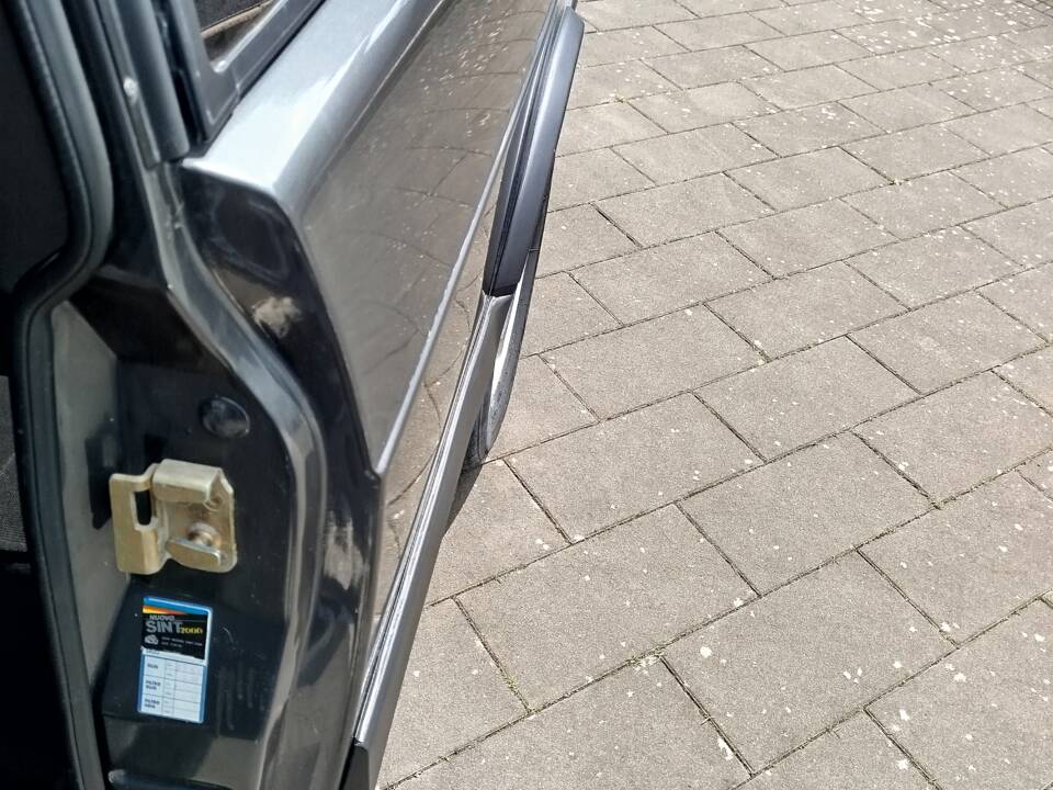 Image 15/51 of Saab 900 Turbo (1991)