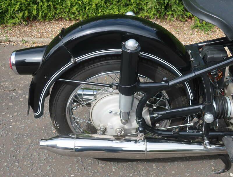 Image 18/27 of BMW R 69 (1958)
