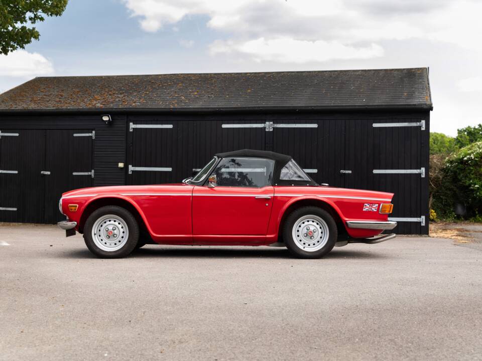 Immagine 10/50 di Triumph TR 6 (1975)