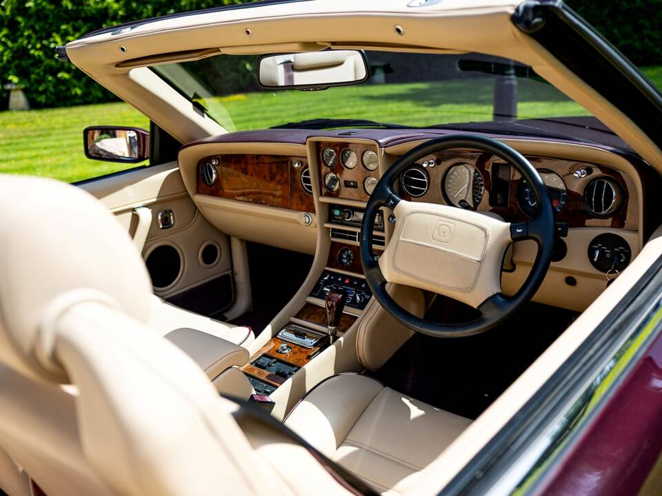 Image 5/46 of Bentley Azure (1997)