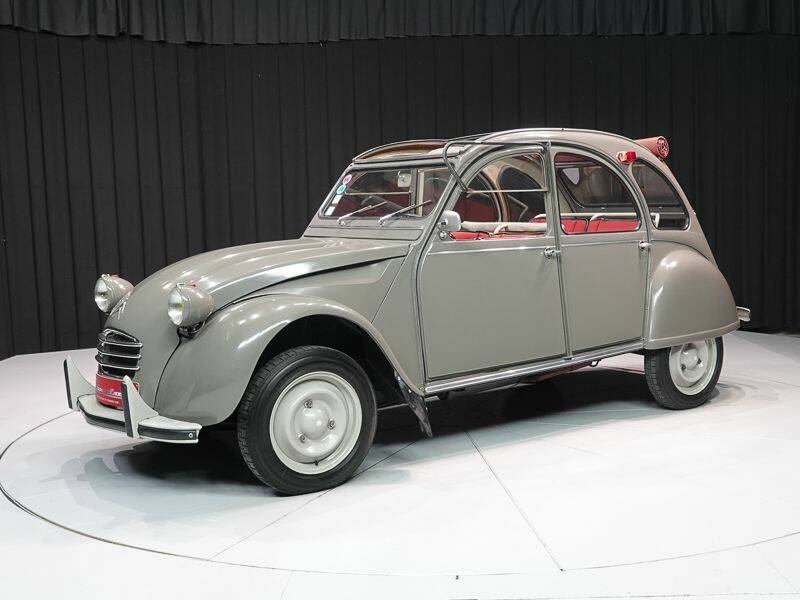 Image 1/15 de Citroën 2 CV  AZ (1966)